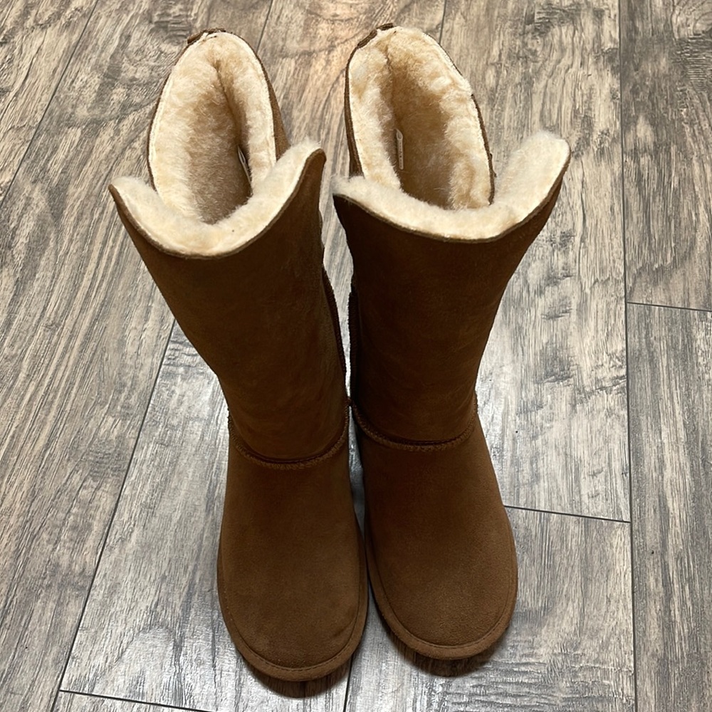 BearPaw Warm Boots
